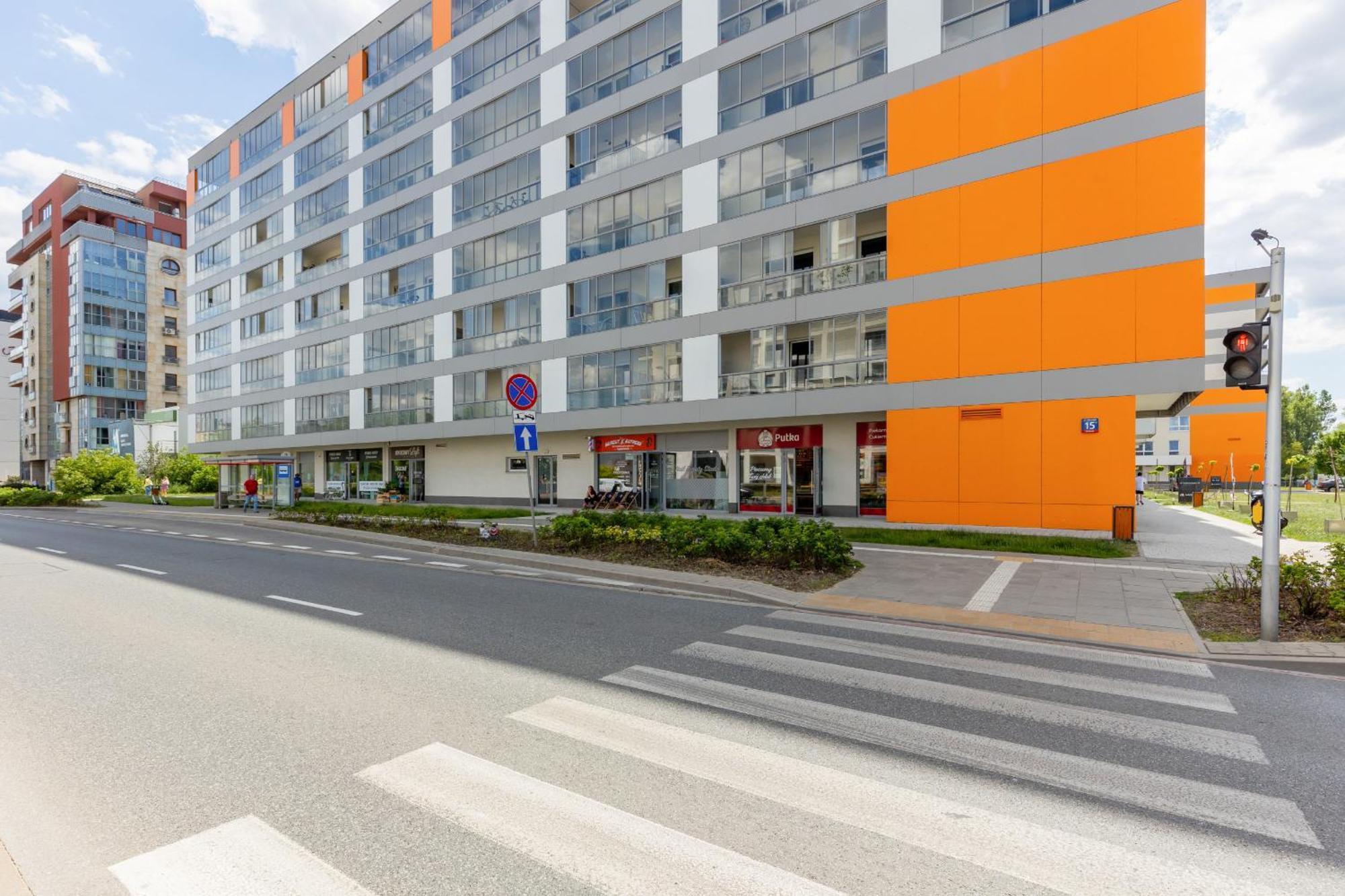 Elegant Apartments With Balcony & Parking Warsaw By Noclegi Renters Kültér fotó